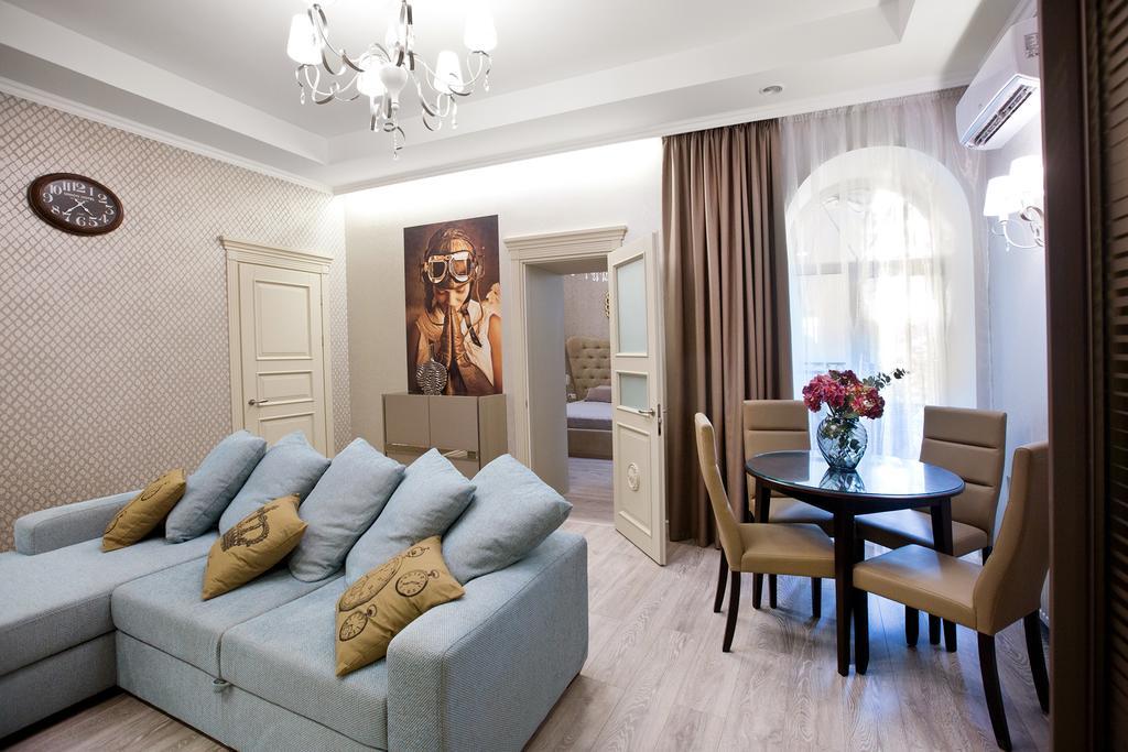 Jane Stone Apartments Odesa Exterior photo